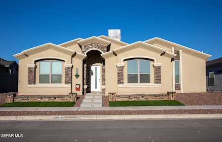 2821 Mike Price Dr El Paso, TX 79938