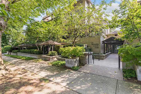 3788 W 8th Avenue #103 Vancouver, BC V6R 1Z3