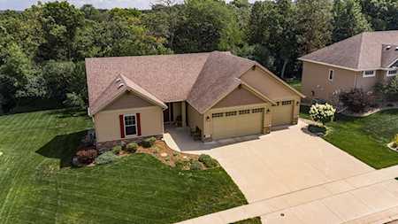 1740 Stone Crest Drive NE Rochester, MN 55906
