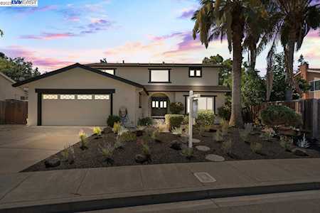 3484 Windsor Ct Pleasanton, CA 94588
