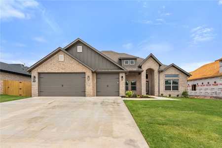 251 Ambry Loop Centerton, AR 72719