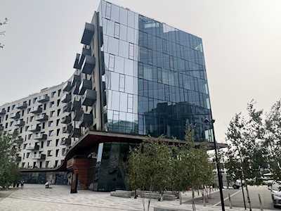 300 Pier 4 Blvd #5H Boston, MA 02210