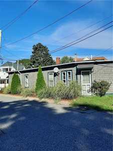 10 Narragansett Ave East Providence, RI 02915