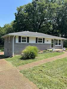 4104 Edwards Av Nashville, TN 37216