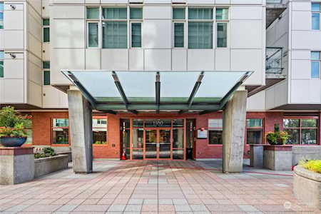 1100 106th Ave NE #811 Bellevue, WA 98004