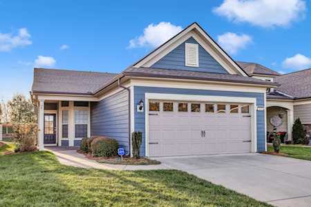 843 Clay Pl Spring Hill, TN 37174