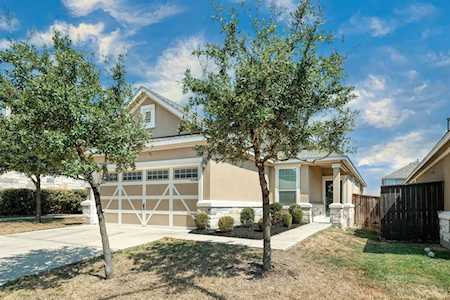 137 Danish DR Hutto, TX 78634