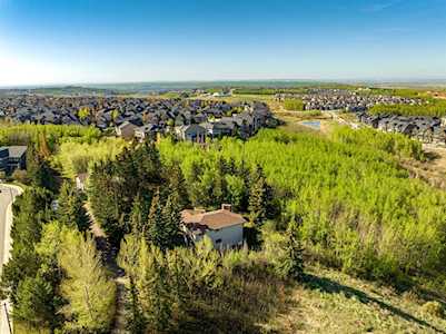 45 Aspen Acres Manor SW Calgary, AB T3H 0W5