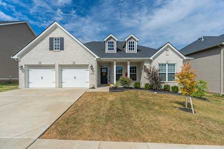 236 Blackthorn Dr Nicholasville, KY 40356