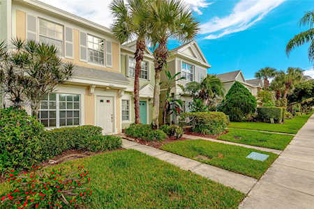 8062 Sanibel Dr Tamarac, FL 33321
