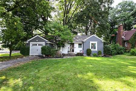 2943 Robin Road Dayton, OH 45409