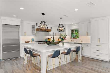 2700 Via Montezuma San Clemente, CA 92672