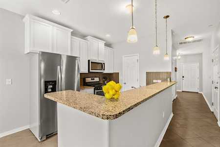 1516 Catalan RD #502 Austin, TX 78748