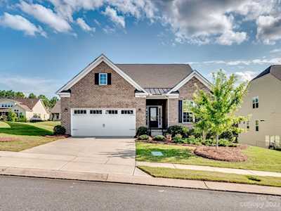 15429 Topanga Dr Charlotte, NC 28278
