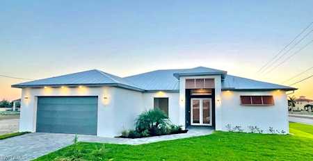 1227 NW 40th Place Cape Coral, FL 33993
