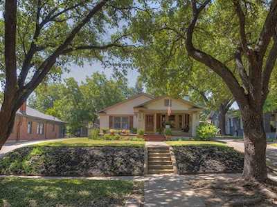 2005 Park Place Avenue Fort Worth, TX 76110