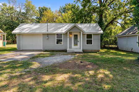 1038 N Fulbright Ave Springfield, MO 65802