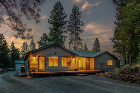 19518 River Woods Dr Bend, OR 97702