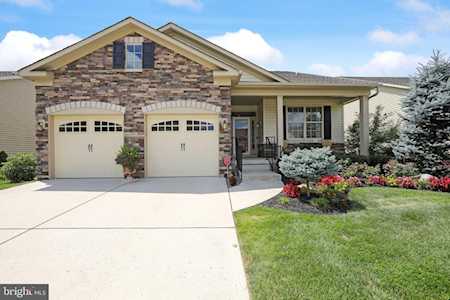 18 Taranto Ln West Berlin, NJ 08091