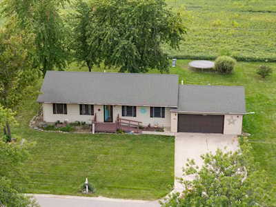5075 N Lake Drive Columbia City, IN 46725