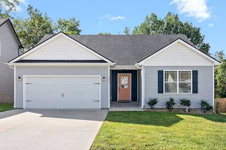 1819 Rains Rd Clarksville, TN 37042