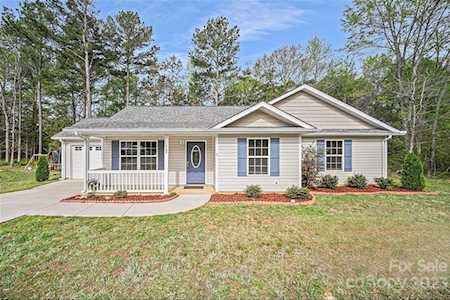 2167 Pacer Rd Lancaster, SC 29720