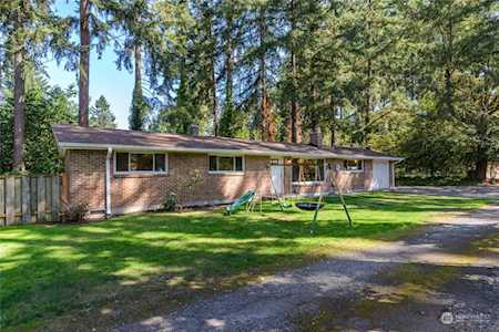 12516 Nyanza Rd SW Lakewood, WA 98499