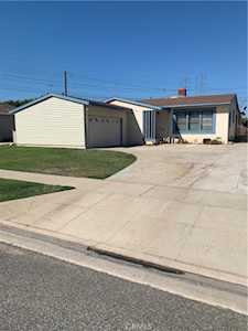 5223 Stevely Ave Lakewood, CA 90713