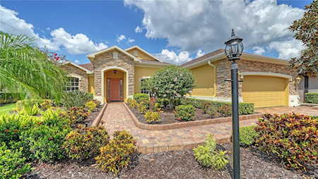 7714 Edmonston CIRCLE University Park, FL 34201