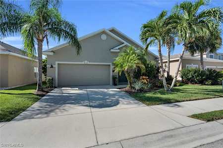 9120 Gladiolus Preserve Circle Fort Myers, FL 33908