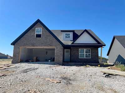 5001 Bentwood Ct Richmond, KY 40475