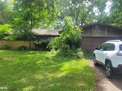 11480 S Crestline Dr Washington, MI 48095