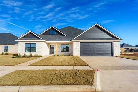 7009 Breezeway Drive Abilene, TX 79606