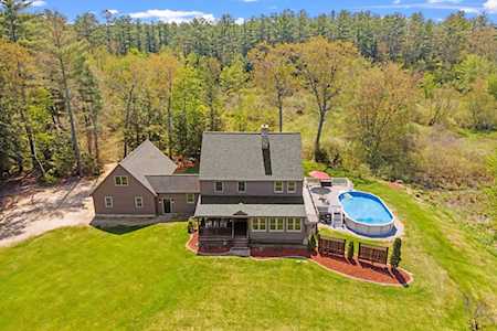 514 White Oak Rd Barnstead, NH 03225