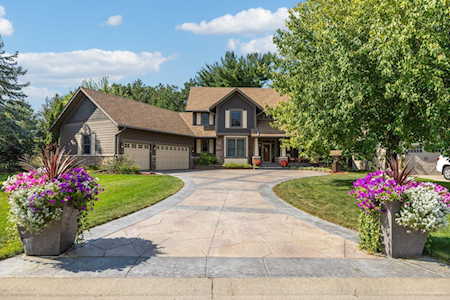 10071 Bridgewater Parkway Woodbury, MN 55129