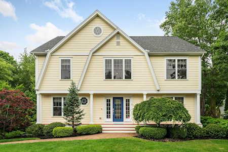 40 Chisholm Farm Dr Stratham, NH 03885