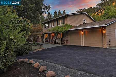 270 Castle Hill Ranch Rd Walnut Creek, CA 94595