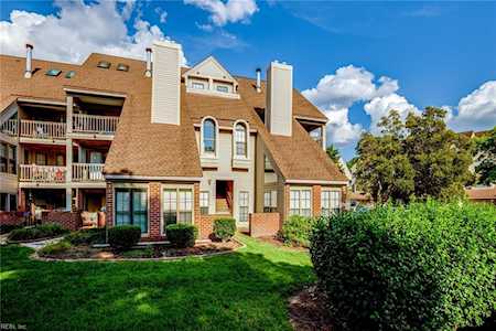 742 Brookside Dr #301 Newport News, VA 23602