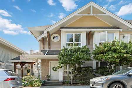915 Tobruck Avenue #5 North Vancouver, BC V7P 1V9