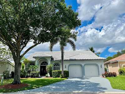 7395 NW 60th Ln Parkland, FL 33067
