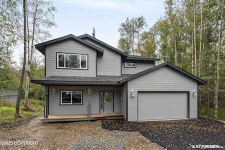 16820 Fire House Ln Eagle River, AK 99577