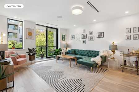 144 Freeman St #2B Brooklyn, NY 11222