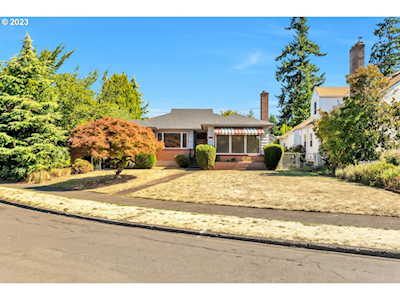 2947 N Willamette BLVD Portland, OR 97217