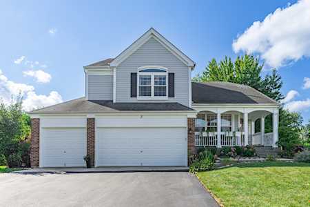 7 Brittany Ct South Elgin, IL 60177