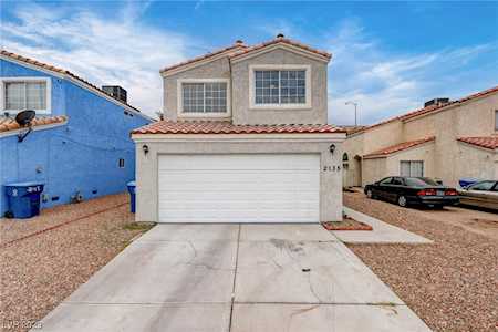 2135 Saint Paul Way Las Vegas, NV 89104