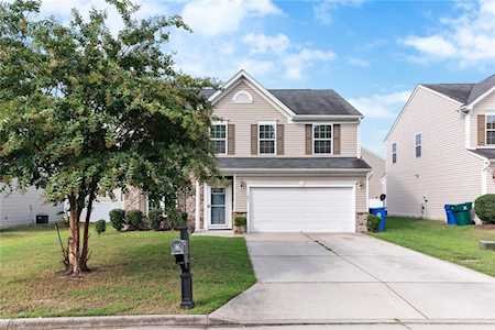 601 Leonard Ln Newport News, VA 23601