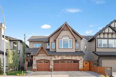 15 Rock Lake Point NW Calgary, AB T3G 0E9