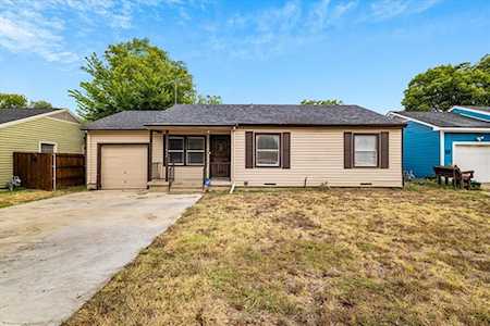 1622 Carswell Terrace Arlington, TX 76010