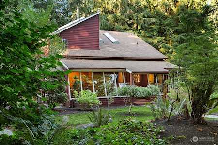 18407 228th Ave NE Woodinville, WA 98077