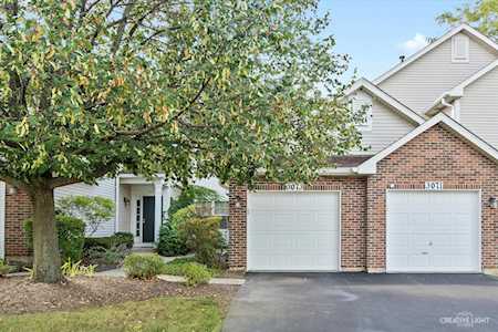 3073 Kentshire Circle Naperville, IL 60564